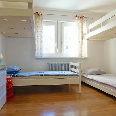 Apartment Haru *